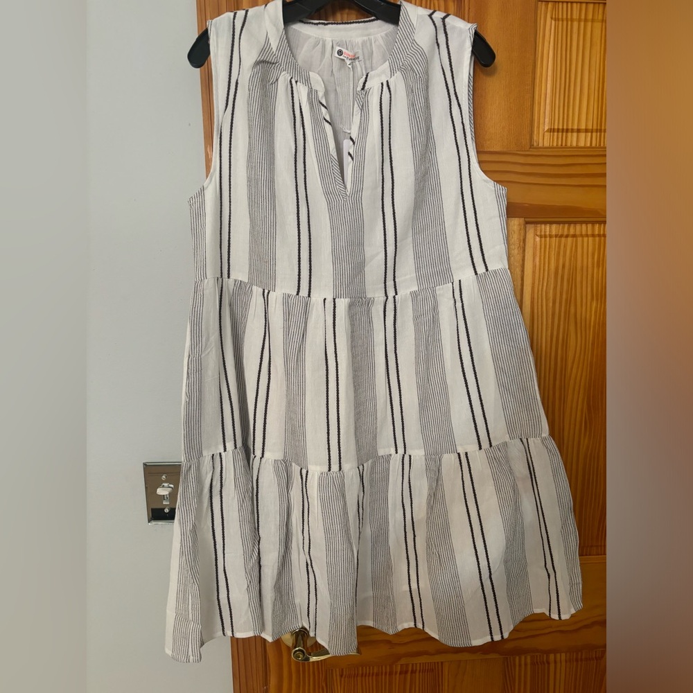 Sundry Black and White Tiered Midi Sundress